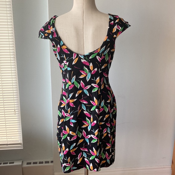 off the shoulder 80s print dress - Picture 6 of 9